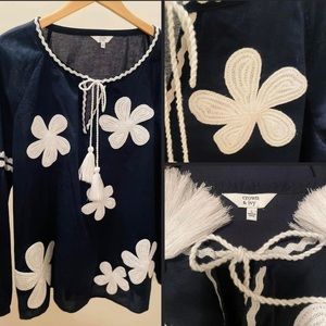 Crown and Ivy Navy tunic with white embroidered whimsical flowers, fringed tie.
